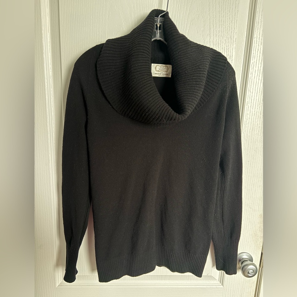 Agnona for Bergdorf women’s black cowl neck cashmere sweater size 44/US 12